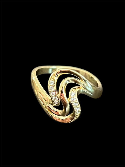 14K Gold Plated Wavy Design Ring